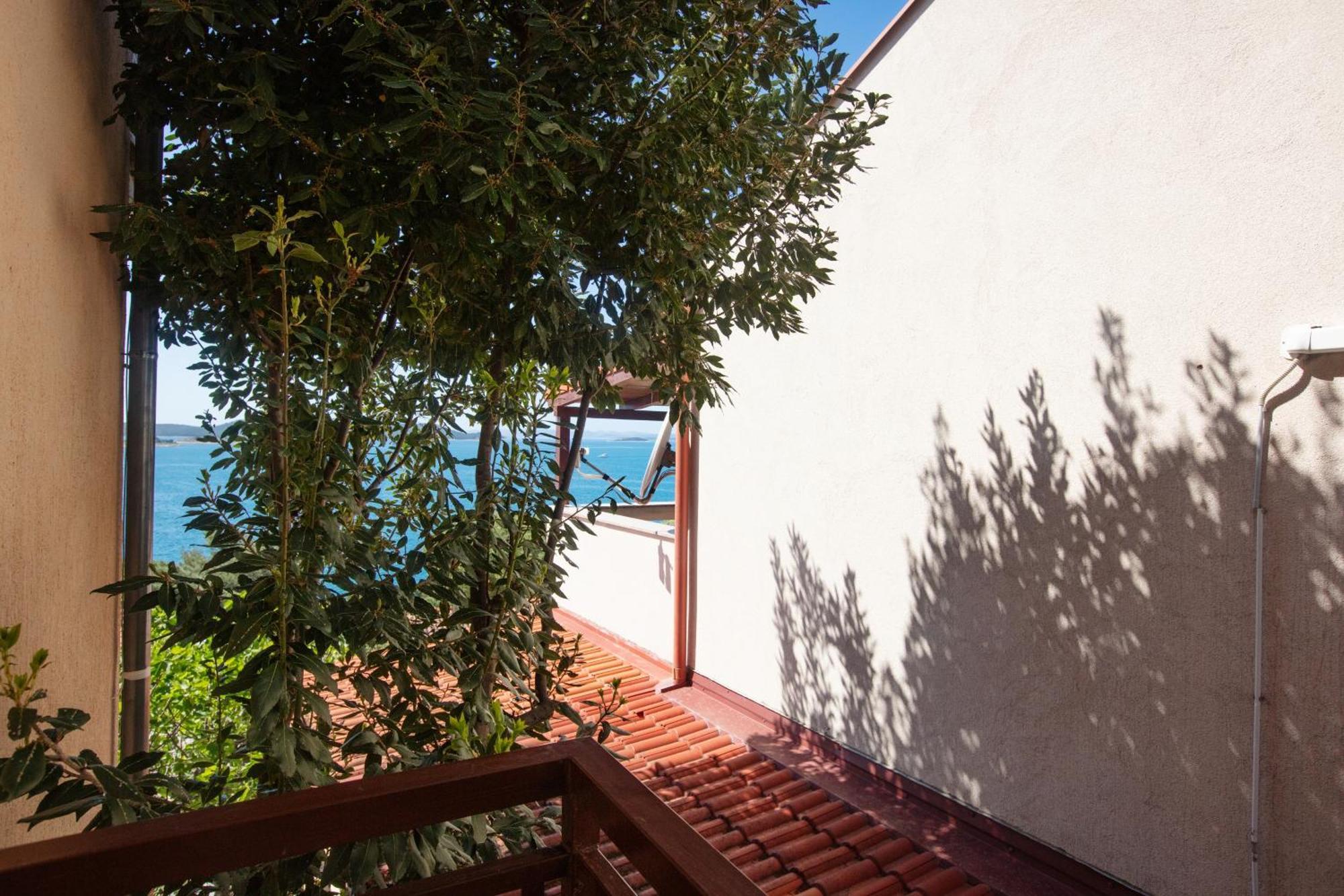 Apartments By The Sea Drage, Biograd - 19189 Pakoštane Kültér fotó